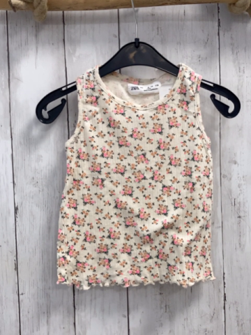 Zara  Top  Gr. 110  beige Rippen Blumen 