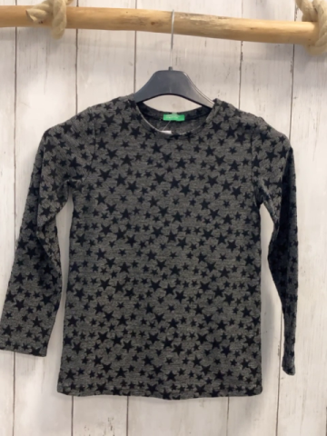 Benetton Pullover Gr. 116  schwarz grau meliert schwarze Sterne