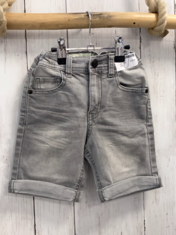   Shorts  Gr. 116  hellgrau Jeans Umschlag Bund verstellbar