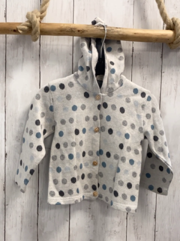 Alana  Strickjacke  Gr. 80  hellgrau Kapuze Punkte 