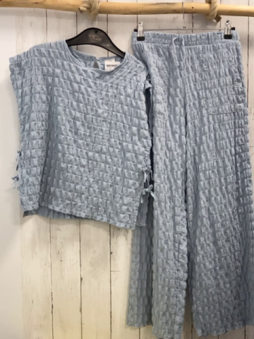 2tlg Zara  Hose + Sommerbluse  Gr. 164  hellblau Struktur 