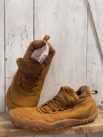 neu Saguaro  Barfußschuhe  Gr. 34  ocker gefüttert 
