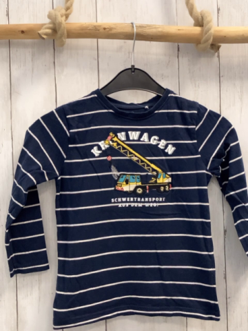   Langarmshirt  Gr. 116  blau weiße Streifen Kranwagen weiß graue Schrift 