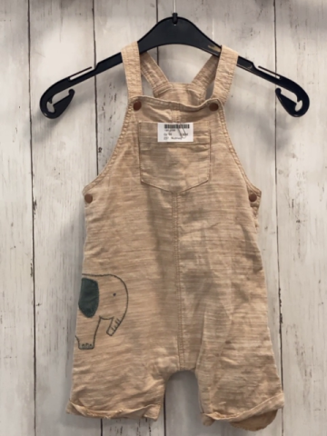 Nutmeg  Latzshorts  Gr. 86  beige Elefant