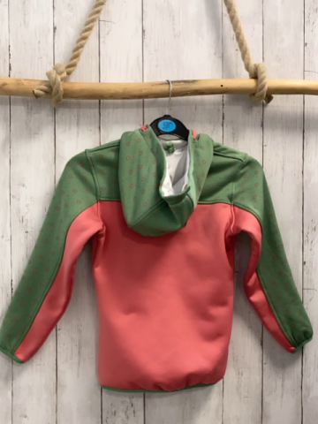 Sofi Pullover  Gr. 128  himbeere lindgrün Kapuze himbere Bumen weiße Schrift 