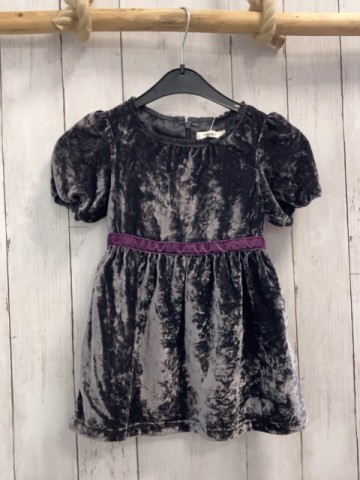 name it Kleid Gr. 86  grau Samt lila Gürtlband