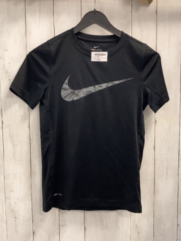 Nike  Sportshirt  Gr. 140  schwarz graues Label 