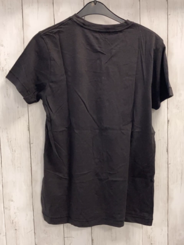 Diesel  T-Shirt  Gr. 152  schwarz graues Rechteck mit weiß schwrazer Schrift 