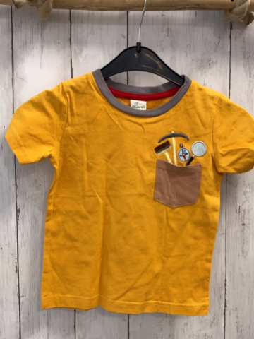 Alana  T-Shirt  Gr. 92  mais Brusttasche mit Geräten grauer Bund 