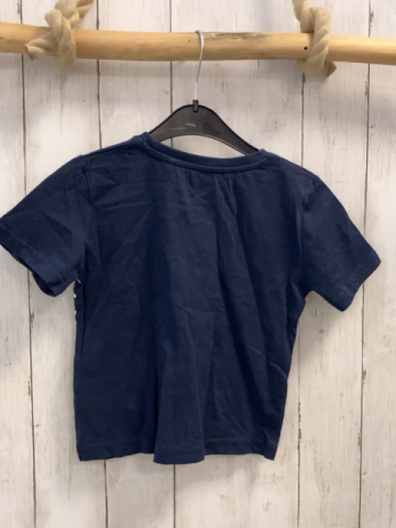  T-Shirt  Gr. 104  blau weiße Wellen Surfer 