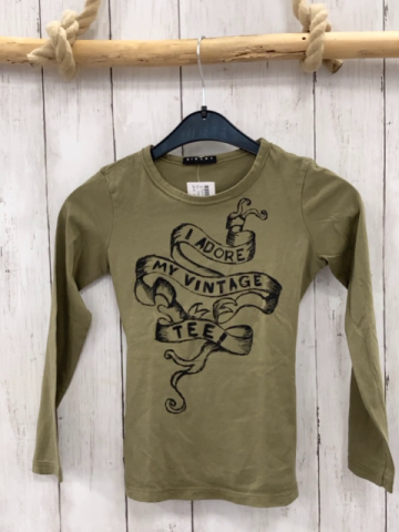 Sisley  Langarmshirt  Gr. 116  kiwi schwarze Schrift 