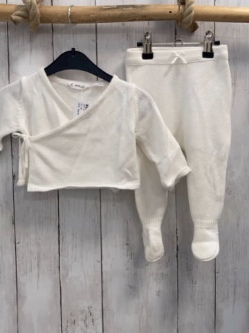 2tlg Mango  Strickjacke + Babyhose  Gr. 68  weiß Strick 