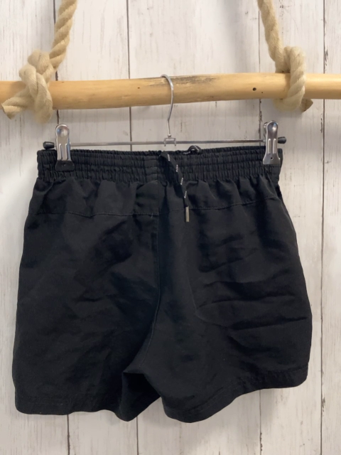 Puma  Sportshorts  Gr. 140  schwarz weiße Schrift 
