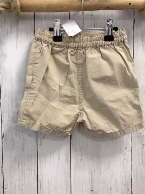 Esprit  Shorts  Gr. 80  beige hellgrüne Schrift 