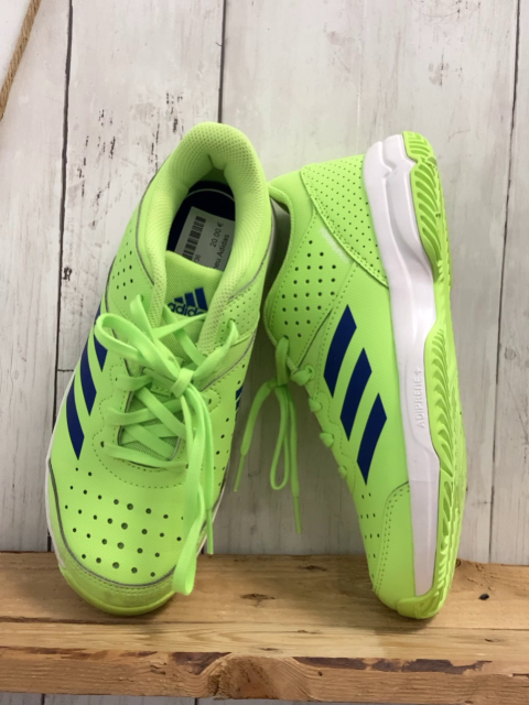 neu Adidas  Schuhe  Gr. 35  hellgrün blaue Streifen weiße Sohle 