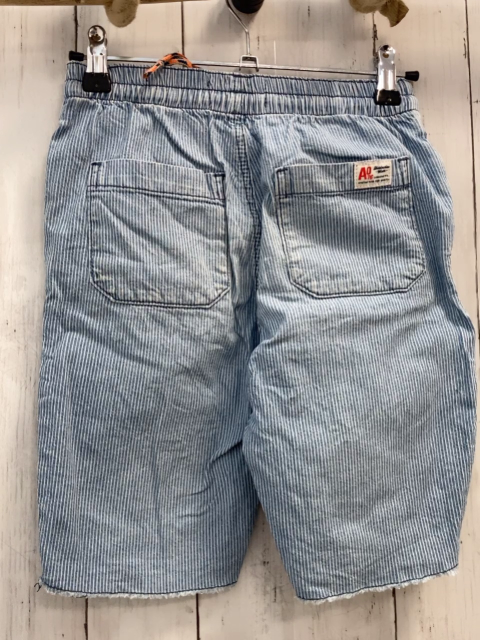 American Outfitters  Shorts  Gr. 128  hellblau weiße Streifen 