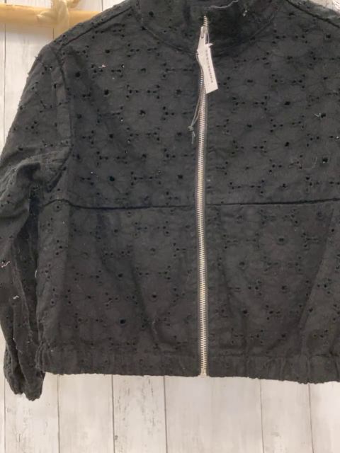 Zara  Jacke  Gr. 128  schwarz Lochstickerei 