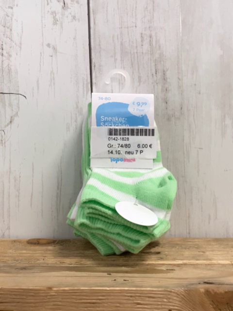 neu 7 P Socken  Gr. 74/80  hellgrün weiß NP 9,99€ 