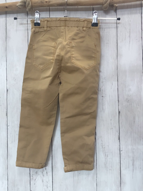 neu Hose Gr. 104  beige 