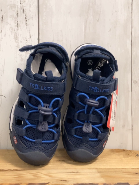 neu Trollkids  Halbsandalen  Gr. 27  blau weiße Sohle Kristiansand XT