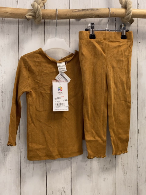 neu 2tlg Langarmshirt + Leggings Gr. 80  braun Lochmuster