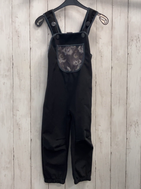 Babauba Softshelllatzhose Gr. 110  schwarz grauer Bund Fledermäuse