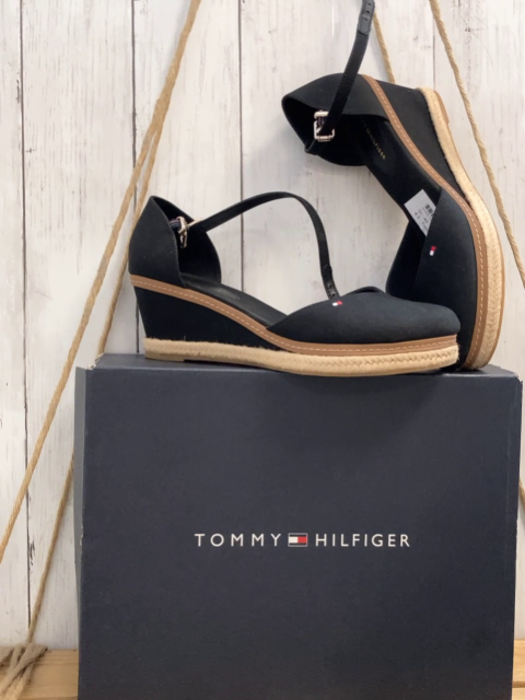 Tommy Hilfiger  Schuhe  Gr. 40  schwarz Keilabsatz