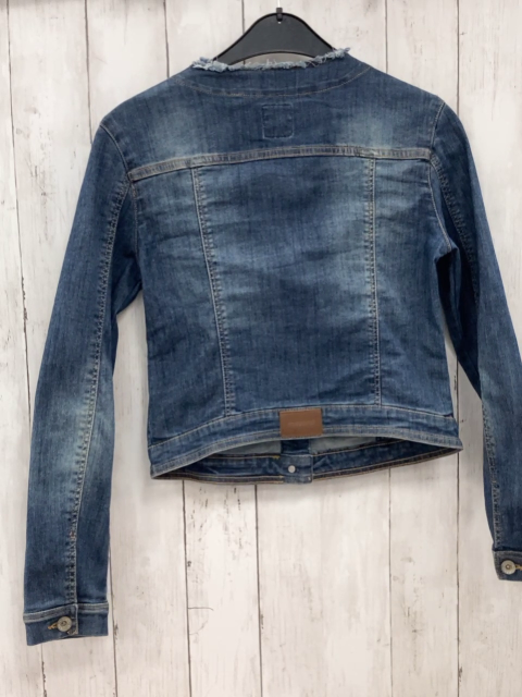 Mayoral  Jeansjacke  Gr. 152  blau silber Steine hellrote Schrift 