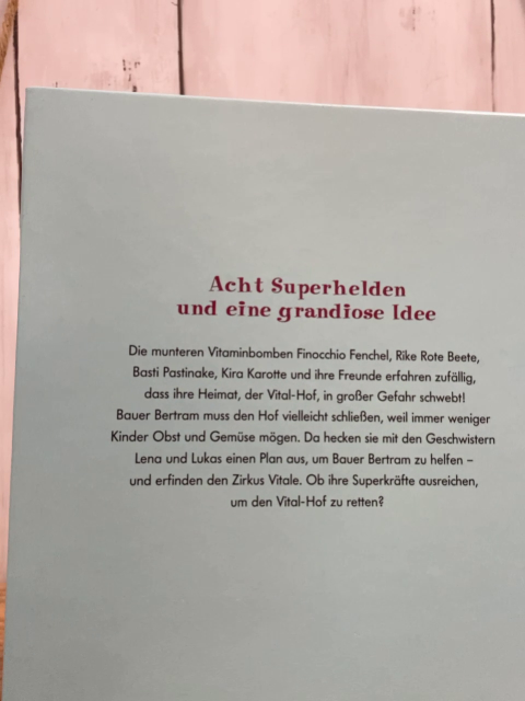   Buch Die Vitalen Acht: Manege frei für Superhelden 