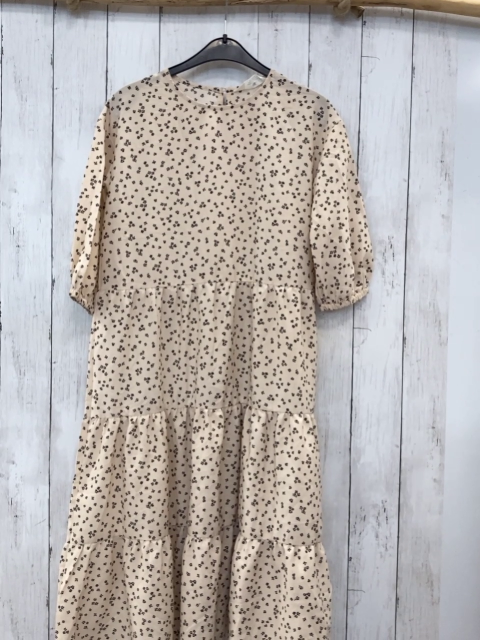 neu H&M  Kleid  Gr. 152  beige schwarze Blumen NP 17,99 € 