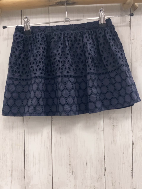 H&M Rock Gr. 116  blau Lochstckerei 