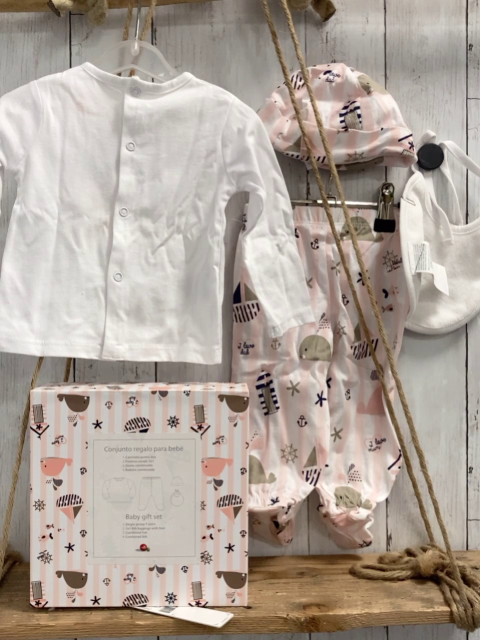 neu 4 teiliges Boboli Baby Geschenkset Gr. 68  Langarmshirt + Leggings + Mütze + Lätzchen rosa weiß gestreift + maritime Motive
