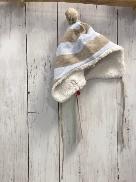 neu Boboli Mütze hellblau beige gestreift Strick Plüschfutter