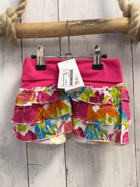 Blue seven neu Rock Gr. 62  weiß bunte Blumen pink Bund