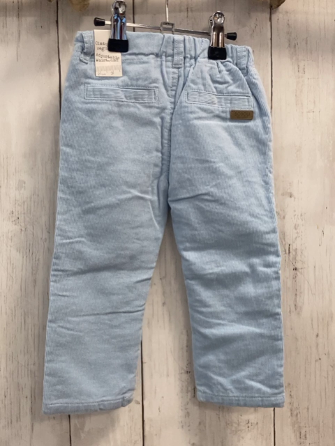 Boboli neu Hose Gr. 80  hellblau Kord gefüttert
