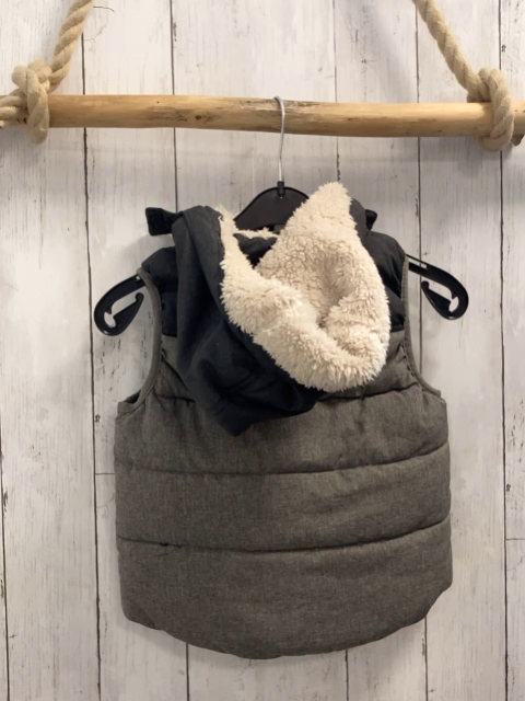 H&M  Weste  Gr. 110  grau dunkelgrau Kapuze mit Teddyfutter 