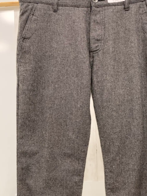 neu Esprit  Hose  Gr. 34/36  grau schwarze Zackenstreifen