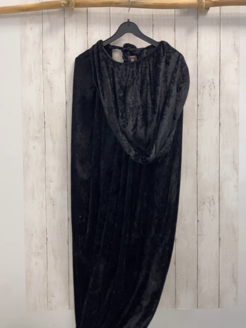 Karnevalwiertz  Karnevalkostüm Gr. L schwarzer Samtumhang mit Kapuze 