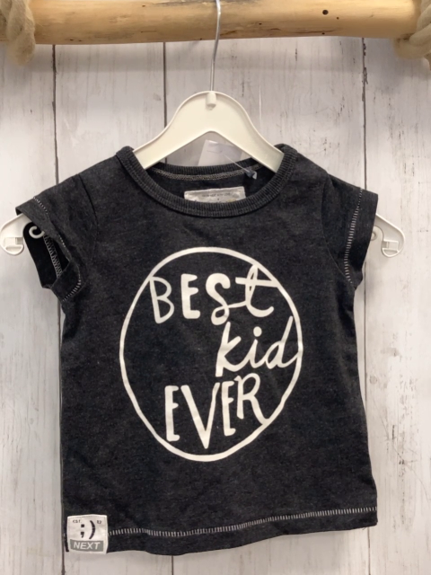 Next  T-Shirt  Gr. 68  dunkelgrau weiße Schrift 