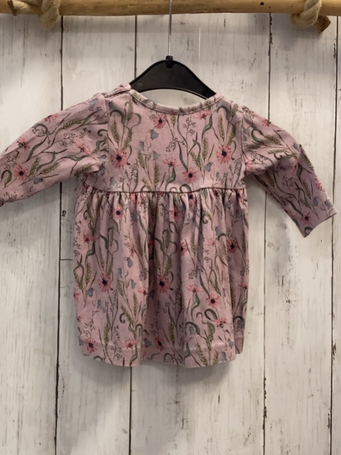 Name it  Kleid  Gr. 56  lavendel Blumen Gräser 