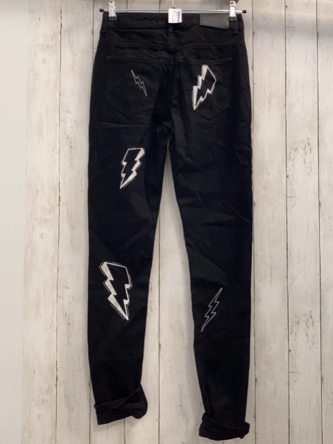 neu bohoo Man Hose Gr. 30  schwarz weiße Drucke