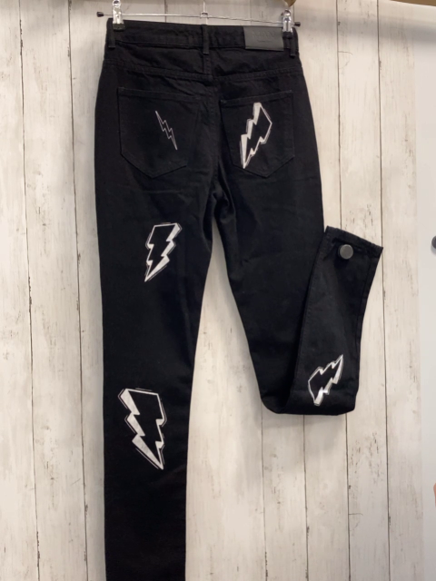 neu MAN  Hose Gr. 30  schwarz Jeans weiße Blitze