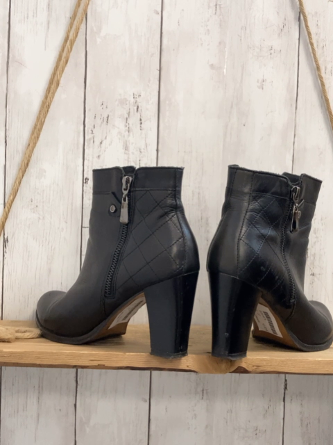 Lasocki  Stiefeletten  Gr. 37  schwarz 