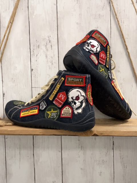 By/Fries  Boots Gr. 43  grau bunte Aufnähter 