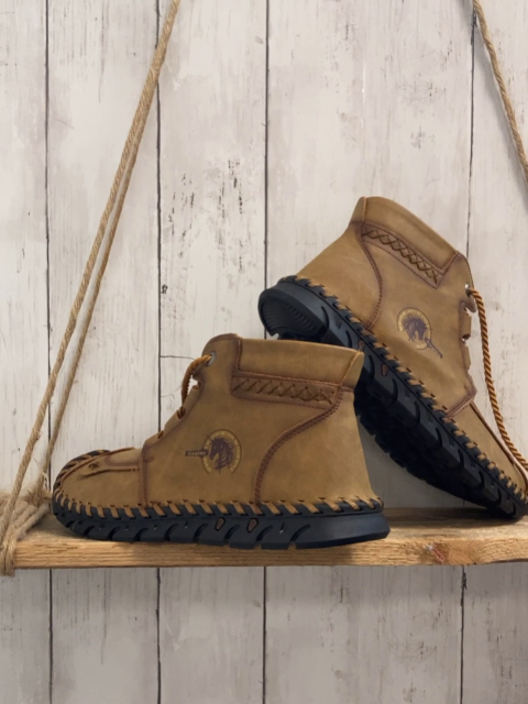 Geaino Schuhe Gr. 42  braun schwarze Sohle