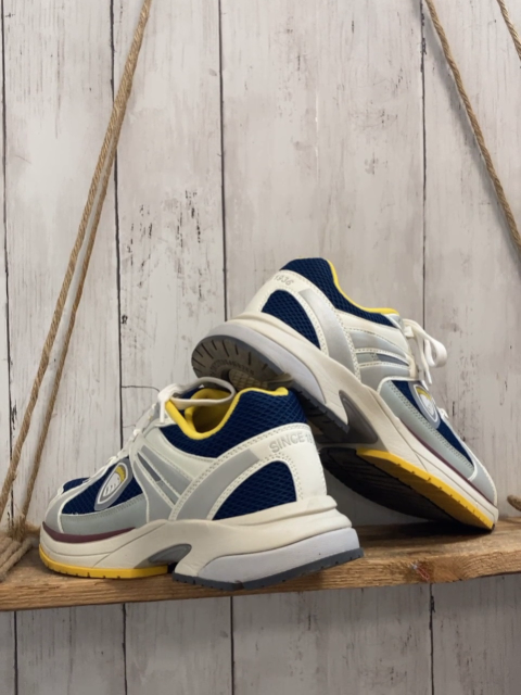 Blauer Schuhe Gr. 40  weiß blau dunkelrot innen gelb (minimale Gebrauchsspuren)