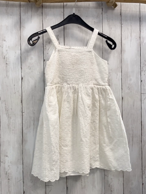 H&M  KLeid  Gr. 110  weiß bestickt 