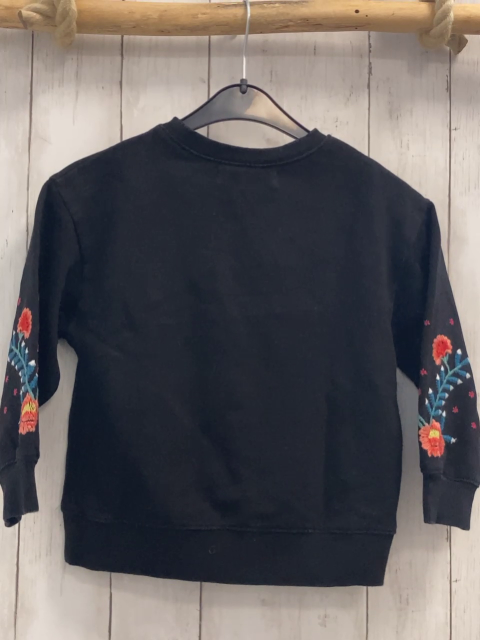 Zara  Pullover  Gr. 110  schwarz gestickte Blumen 