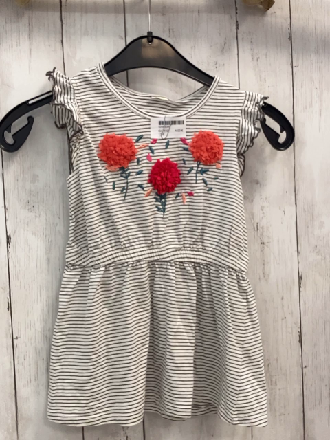   Kleid Gr. 110  weiß graue Blumen rot orange Blumen 