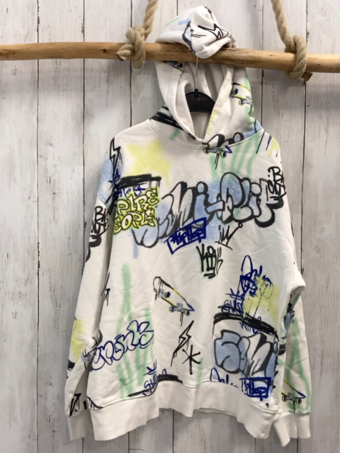 Zara  Pullover  Gr. 152  weiß Kapuze bunte Schrift 